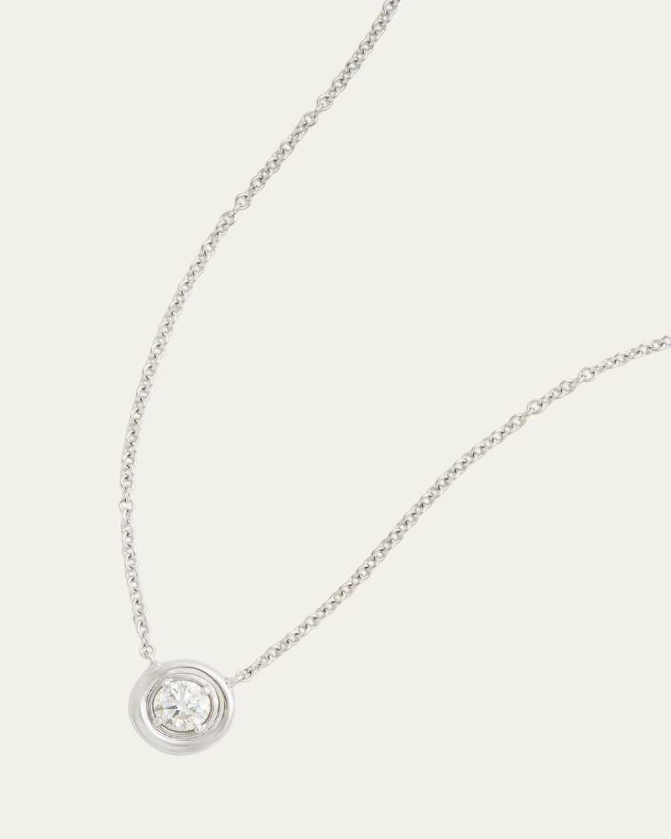 18K White Gold Round Edge Diamond Pendant Necklace